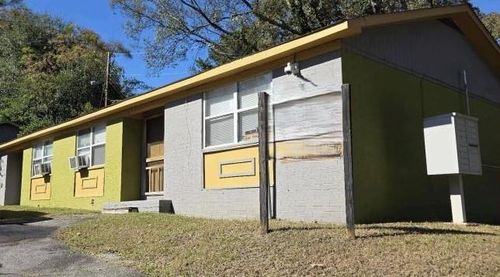 322 Rogers Pl, Macon, GA, 31204-2533 | Card Image