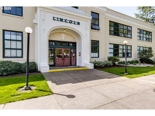 apt-108-650 W 12th Ave, Eugene, OR, 97402-4081 | Card Image