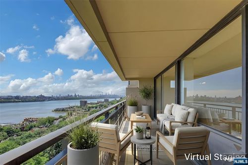 4 Horizon, Fort Lee, NJ, 07024 | Card Image