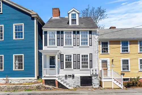 31 Mugford St, Marblehead, MA, 01945-3666 | Card Image