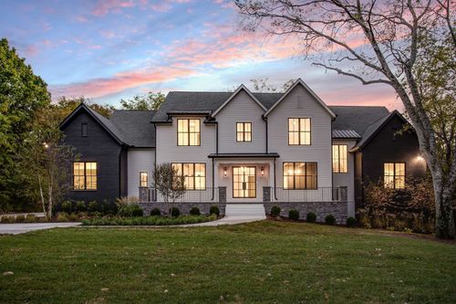 1209 Otter Creek Rd, Nashville, TN, 37215-5210 | Card Image