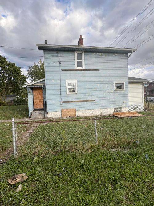 1250 E Hudson St, Columbus, OH, 43211-1409 | Card Image
