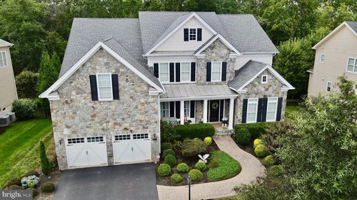 5836 Waterloo Bridge Cir, HAYMARKET, VA, 20169-8127 | Card Image