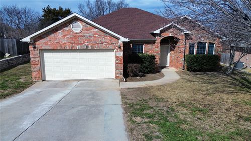 2222 Creek Side Dr, Weatherford, TX, 76087-3846 | Card Image