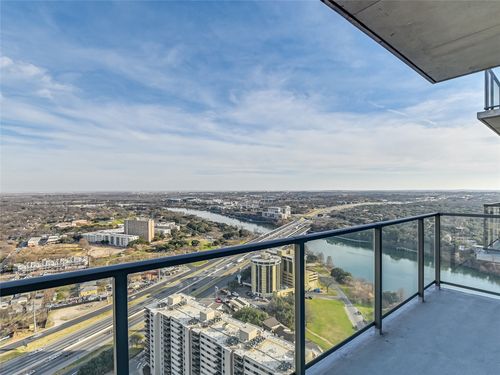 3205-44 East Ave, Austin, TX, 78701 | Card Image