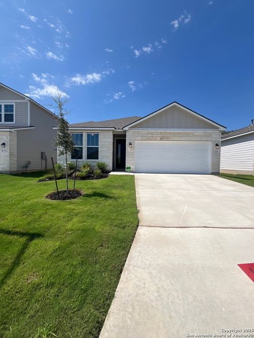 224 Connor Crk, San Antonio, TX, 78253-7203 | Card Image