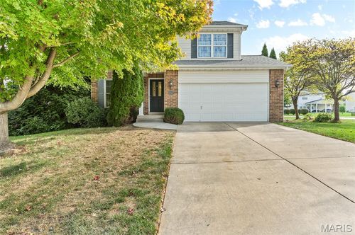 2301 Preswyck Ct, Maryville, IL, 62062-6874 | Card Image