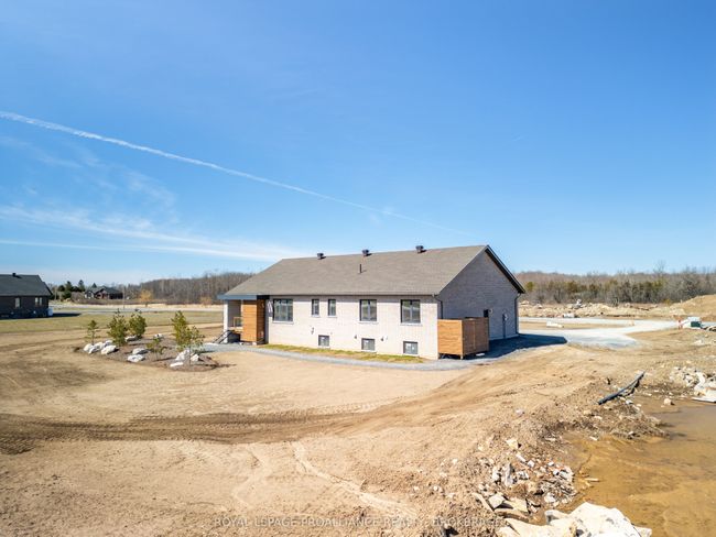 158 Summerside Dr, House other with 3 bedrooms, 2 bathrooms and 3 parking in Inverary ON | Image 6
