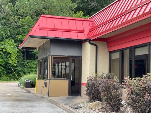 425 55th Street, Moline, IL, 61265 | Card Image