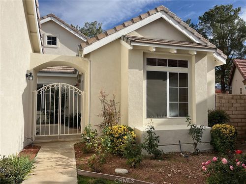 19645 Rolling Green Dr, Apple Valley, CA, 92308-9302 | Card Image