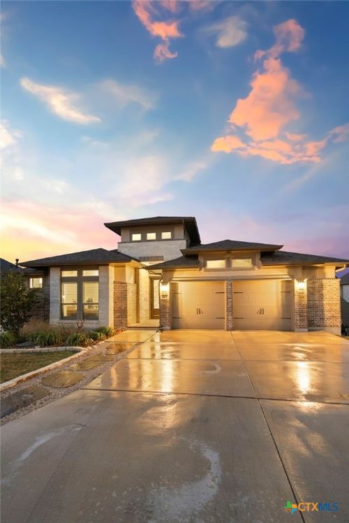 422 Bridle Trl, New Braunfels, TX, 78132-0153 | Card Image