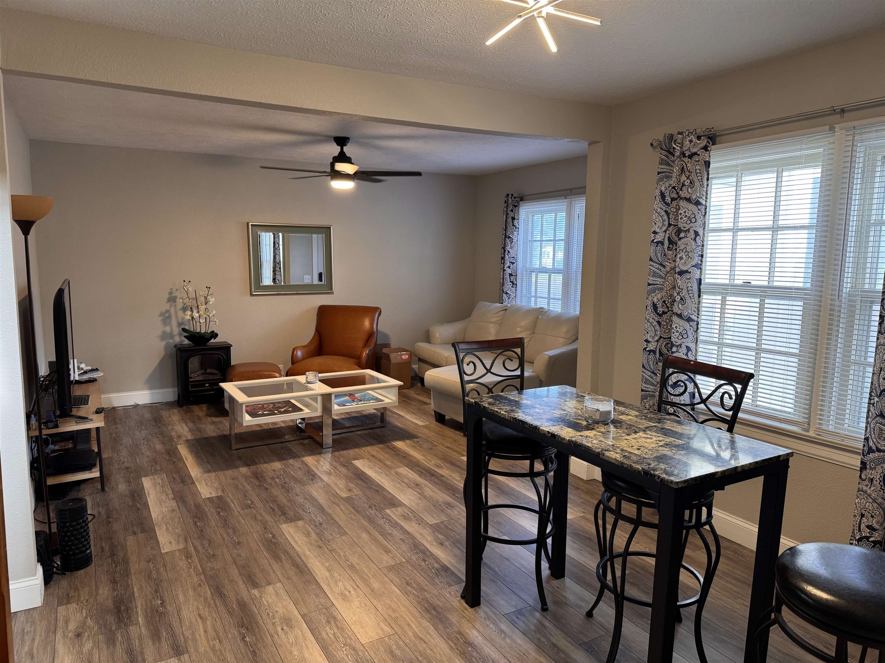Residential in Salina 3