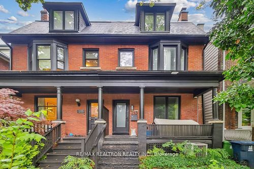 213 Albany Ave, Toronto, ON, M5R3C7 | Card Image