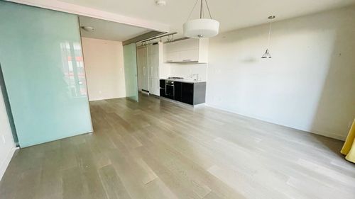 502-189 Keefer St, Vancouver, BC, V6A0C8 | Card Image