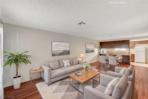 d-3263 Savalli St, Las Vegas, NV, 89102-7364 | Card Image