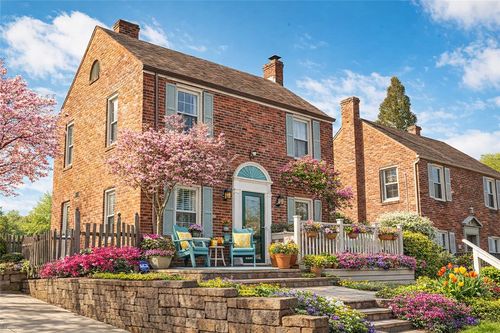 330 Hazel Dr, Pittsburgh, PA, 15228-2131 | Card Image