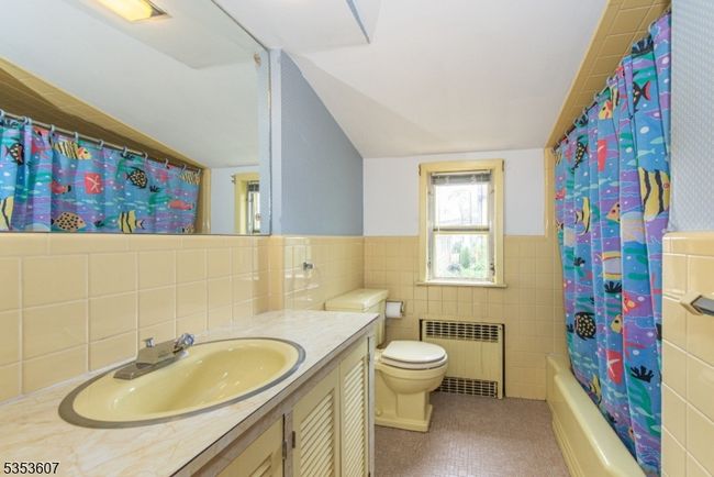 59 Lyall Rd, House other with 4 bedrooms, 2 bathrooms and null parking in Clifton NJ | Image 15