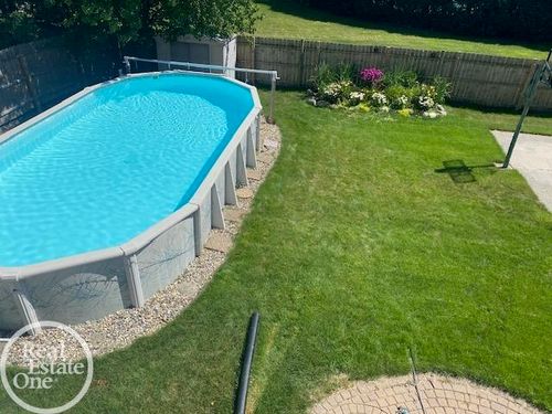 19118 Killeen Dr, Clinton Township, MI, 48038-5528 | Card Image