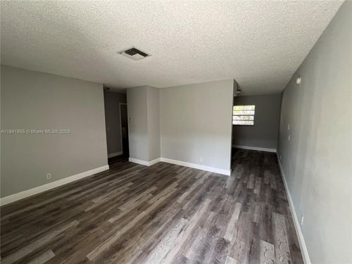 2-37 Se 15th St, Dania Beach, FL, 33004-4334 | Card Image