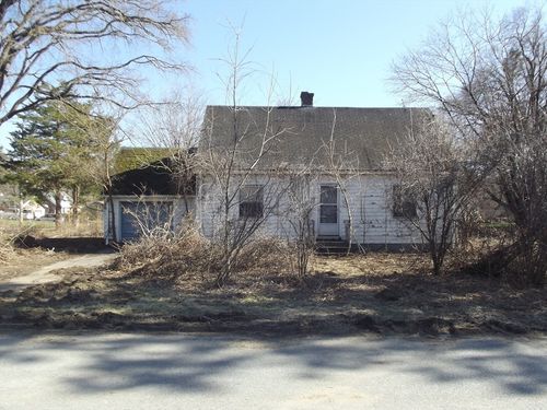 3 Rennie St, Lunenburg, MA, 01462-1918 | Card Image