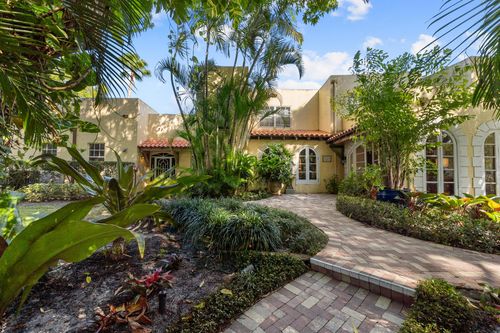 1608 Lake Ave, West Palm Beach, FL, 33401-7006 | Card Image