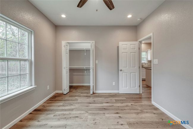 1408 Armstrong St, House other with 3 bedrooms, 2 bathrooms and null parking in Luling TX | Image 13