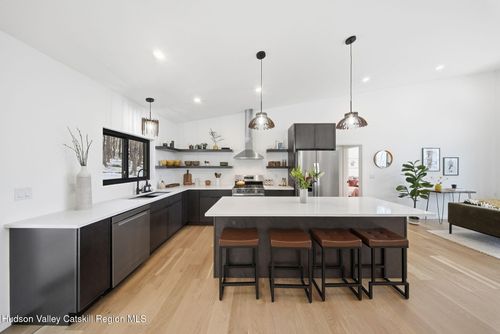 84 Skyline Dr, Woodbourne, NY, 12788-5801 | Card Image