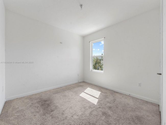 619 Ne 5 Th St, House other with 5 bedrooms, 3 bathrooms and null parking in Florida City FL | Image 28