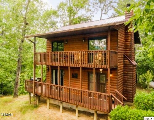 4572 Wilderness Plateau, Pigeon Forge, TN, 37863-4678 | Card Image