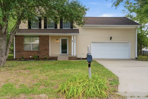 200 Barrington Ct, Old Hickory, TN, 37138-4212 | Card Image