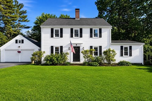 14 Puritan Rd, Hingham, MA, 02043-3635 | Card Image