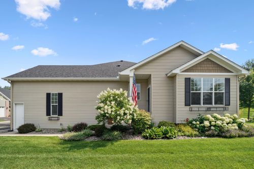 1031 Anthony Way, Victoria, MN, 55386-4555 | Card Image