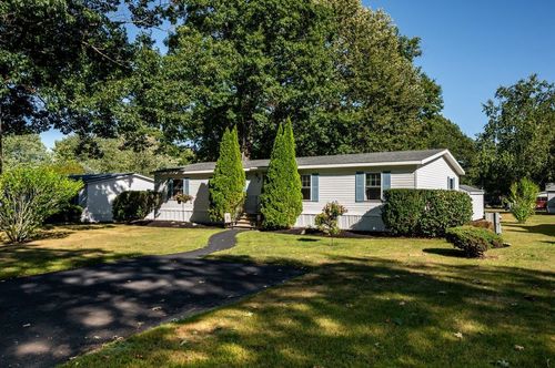 21 Oak Drive, North Hampton, NH, 03862 | Card Image