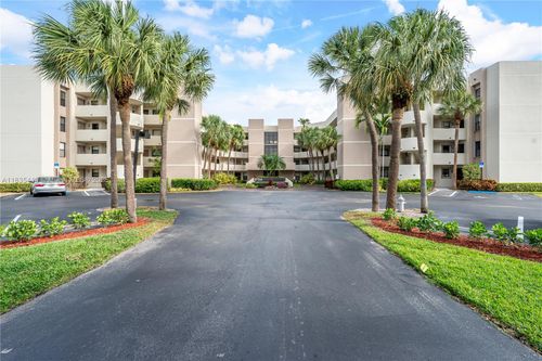 apt-103-5750 Camino Del Sol, Boca Raton, FL, 33433-6552 | Card Image