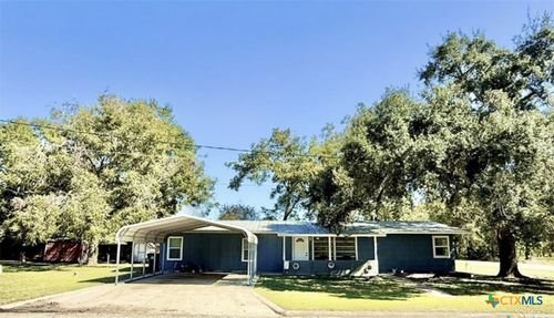 502 Flournoy St, Edna, TX, 77957-2533 | Card Image
