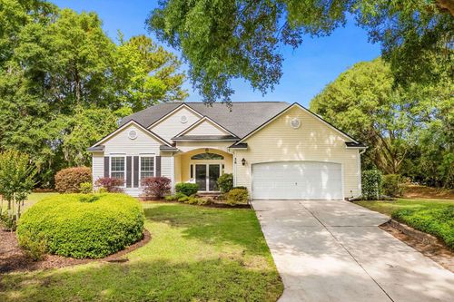 36 Alexander Glennie Dr, Pawleys Island, SC, 29585-6880 | Card Image