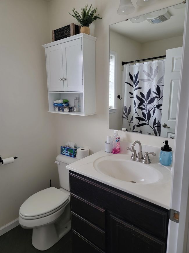 42.5 Hillside Ave, House other with 3 bedrooms, 2 bathrooms and null parking in Derry NH | Image 15