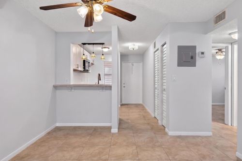 o223-95 Ne 41st St, Oakland Park, FL, 33334-1399 | Card Image