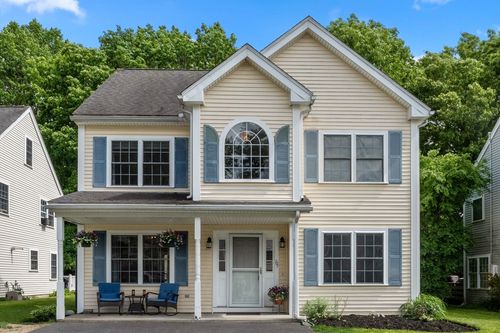 101 Orchard St, Tewksbury, MA, 01876-2193 | Card Image