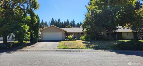 16811 Ne 32nd St, Bellevue, WA, 98008-2009 | Card Image