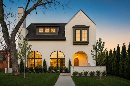 136 39th Ave N, Nashville, TN, 37209-4962 | Card Image