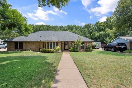 12014 Saddlehorn Ln, Mansfield, TX, 76063-5347 | Card Image