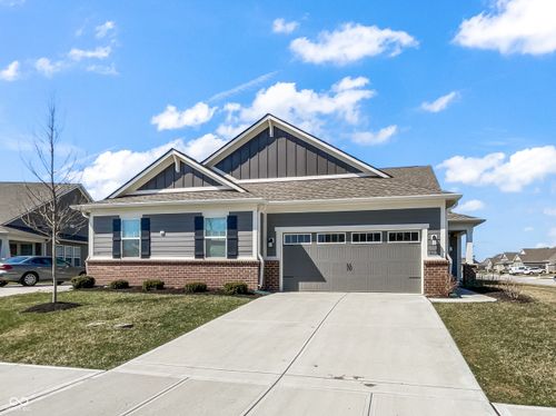 3124 Sharon Cir, Brownsburg, IN, 46112-5824 | Card Image
