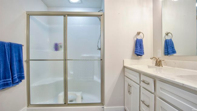 UNIT-3 - 904-3 Reyling Dr, Condo with 2 bedrooms, 2 bathrooms and null parking in Jasper IN | Image 11