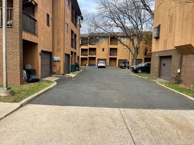 81 Redmond Street, Townhouse with 2 bedrooms, 1 bathrooms and null parking in New Brunswick NJ | Image 2