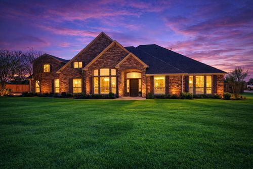 18066 Langford Ln, Forney, TX, 75126-8174 | Card Image