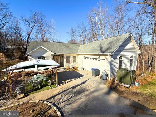 289 Magnolia Dr, FRONT ROYAL, VA, 22630-9327 | Card Image