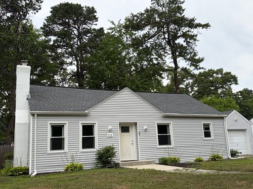 412 Island Pond Rd, Springfield, MA, 01118-1063 | Card Image