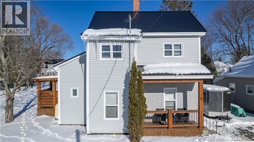 11 Elizabeth St, Saint Stephen, NB, E3L2N7 | Card Image