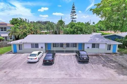 apt-8-1100 Ne 18th Ct, Fort Lauderdale, FL, 33305-3824 | Card Image